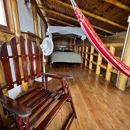 Hostal Monte Libano Puerto Lopez Room photo