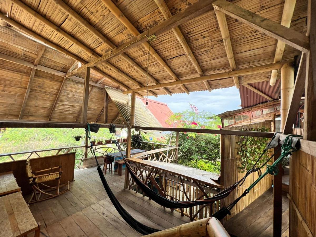 Hostal Monte Libano Puerto Lopez Exterior photo